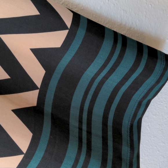 M Tacera Dress - Picture 7 of 8